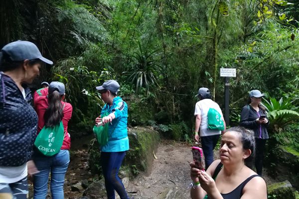 img-20181027-112659CDD7D29E-97A8-B72E-C300-697EC5EF9963.jpg